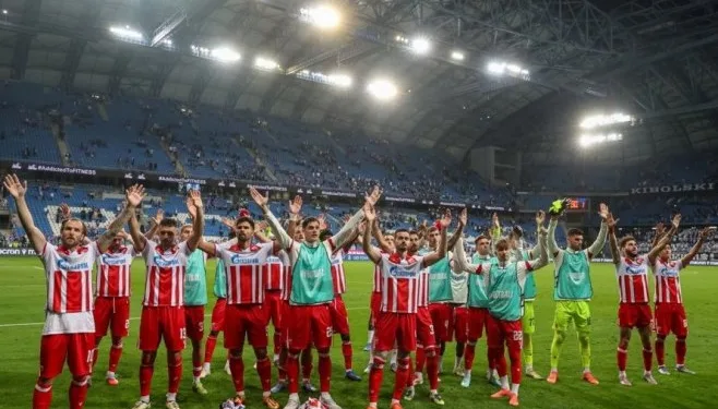 Poljaci transparentom oduševili Srbe, Zvezda se zahvalila