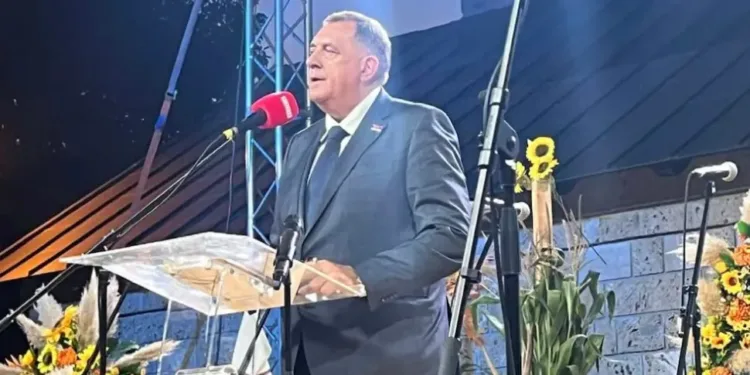 Dodik: Ne smijemo odustati od naših manastira, crkava, od našeg naroda i Republike Srpske