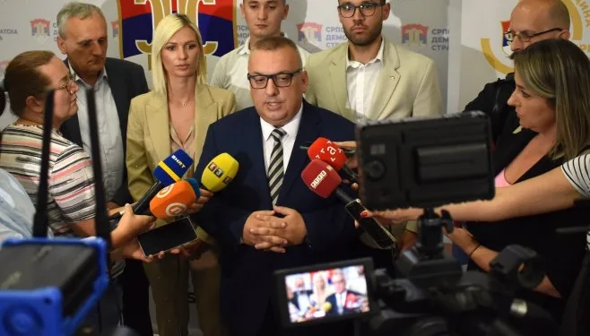 Radulović za sada ostaje na čelu SDS