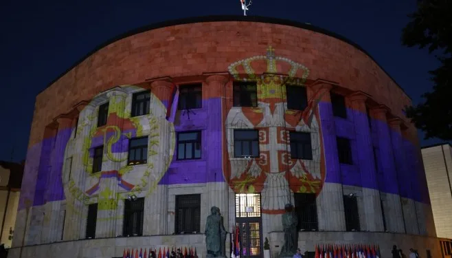 Palata Republike zasijala u bojama zastava Republike Srpske i Srbije