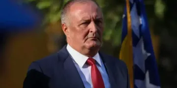 Helez tvrdi da je na sastanku sa 11 žena popio 60 piva, one negiraju da su bile tamo