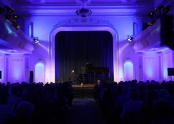 U Banskom dvoru održan koncert solista moskovskog kvarteta Valentin Berlinski 
