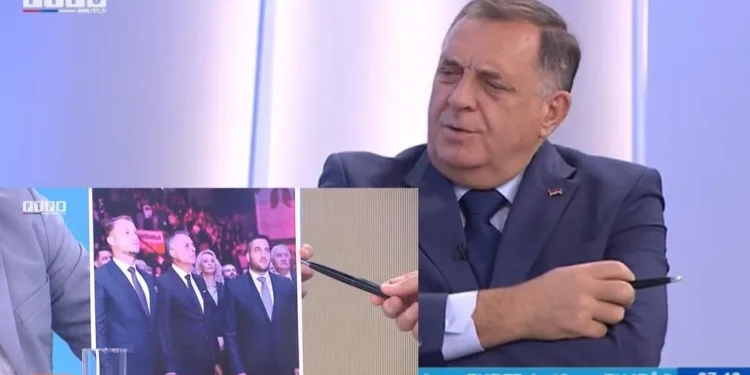 Stanivuković: Bivši predsjednik se pretvorio u brojača stolica i držača slika sa naše Konvencije