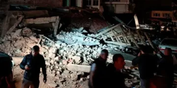 Nakon zemljotresa od 6,1 stepeni Tursku potreslo više od 100 naknadnih potresa