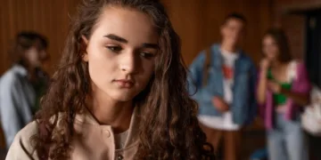Profesor psihologije objasnio zašto sve više ljudi samuje