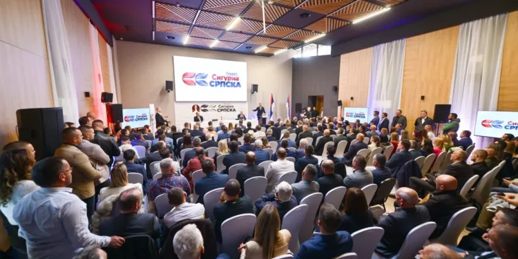 Osnivačka skupština novog pokreta  26. oktobra u dvorani “Borik”