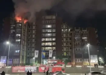 Tragedija u Tuzli: Najmanje sedam osoba stradalo u požaru u Domu penzionera (VIDEO)