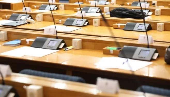 Sutra nastavak sjednice NSRS raspravom o Izvještaju Glavne službe za reviziju