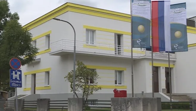 Oglasio se Institut za javno zdravstvo o studentkinji zaraženoj tifusom