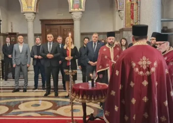 Banjaluka: Zvaničnici Srpske u Hramu Hrista Spasitelja na godišnjem pomenu žrtvama iz Novog Sada