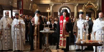 Patrijarh Porfirije u Hramu Svetog Save služio parastos stradalima u Novom Sadu