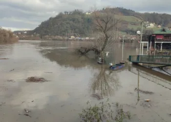 Vodostaj Une ispod kote redovne odbrane, Sana i Gomjenica u padu