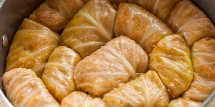 Kulinarski trikovi: Recept za smjesu da se sarma ne raspada tokom kuvanja