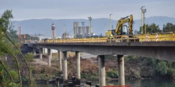 Sutra otvaranje mosta u Karakaju za teretni saobraćaj