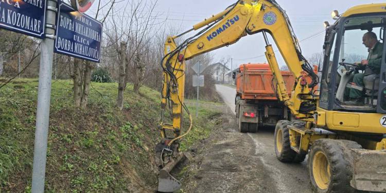 Na više lokacija očišćeni oborinski kanali u putnim pojasevima