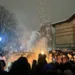 Naloženi badnjaci uz prisustvo mnogobrojnih vjernika