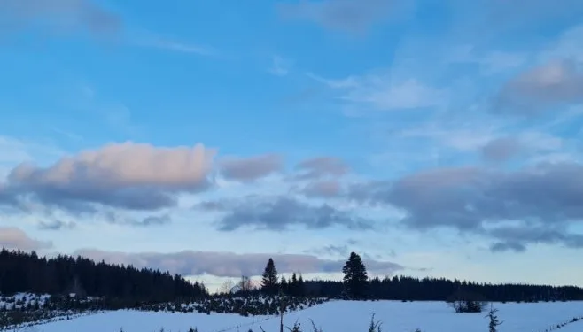 U ponedjeljak razvedravanje