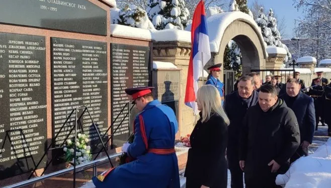 Obilježavanje Dana Republike – položeni vijenci na groblju Sveti Pantelija