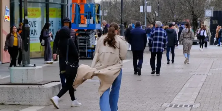 U subotu promjenljivo, vjetrovito i toplije vrijeme