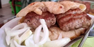 Ponedjeljkom i četvrtkom nazoveš radio – na vrata ti stiže gratis roštilj za dvije osobe!