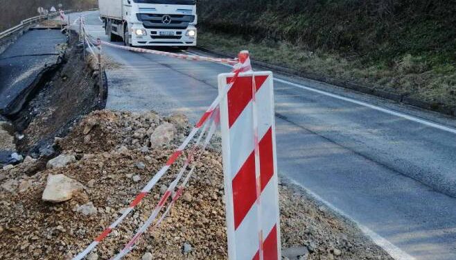 Oprezno zbog odrona, zimska oprema i dalje obavezna