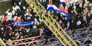 Doček rukometaša u Zagrebu uz Tompsona, kontroverzne zastave i ustaški poklič