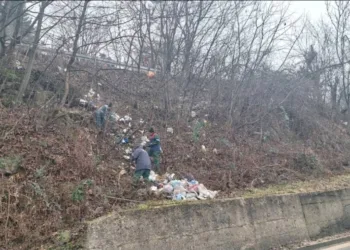 Održavanje javne higijene: U toku akcija čišćenja putnih pojaseva