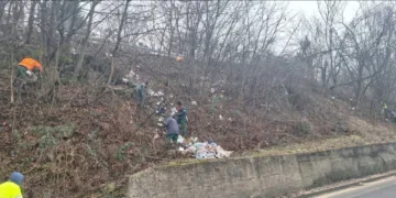 Održavanje javne higijene: U toku akcija čišćenja putnih pojaseva