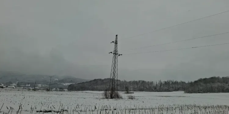 Kvarovi na dalekovodima, ekipe na terenu