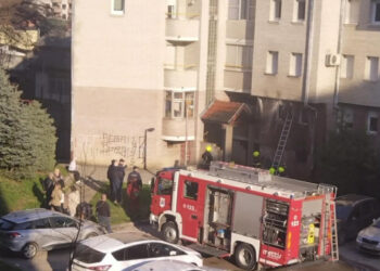 Buktinja krenula iz podruma: Izbio požar u banjalučkom naselju Mjesec