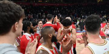 Crvena zvezda pobijedila Partizan u derbi meču ABA lige