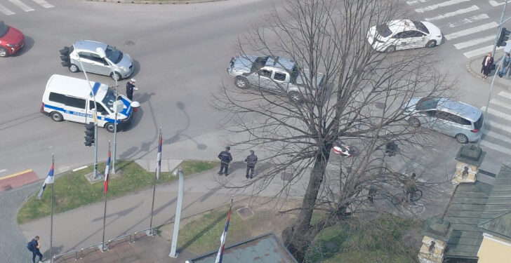 Povrijeđen motociklista kod zgrade Vlade Republike Srpske