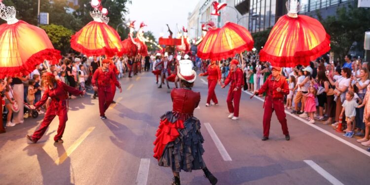 Raspisan javni poziv za učešće u programu Festivala uličnih zabavljača “TrotoArt”