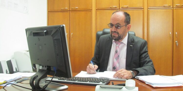 Gost Slavko Tanasić: “Banjalučke priče sa Nedom” večeras od 22 časa uživo na Kontakt radiju