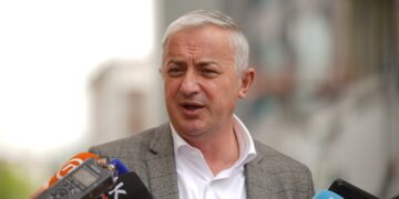 Borenović: Nevjerovatna represija i maltretiranje Draška Stanivukovića od strane hrvatske policije