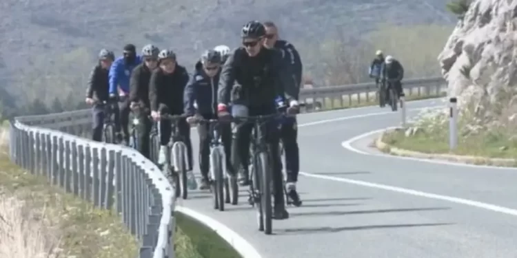 Zbog biciklističke trke privremena obustava saobraćaja od Bratunca do Vlasenice