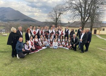 Nastup ansambla “Prijatelji sa Vrbasa” Banjaluka u Aginom selu