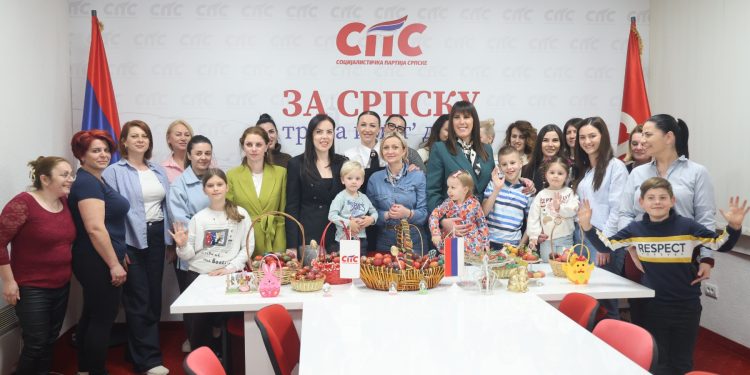 Vaskršnja porodična radionica Foruma žena SPS Banja Luka