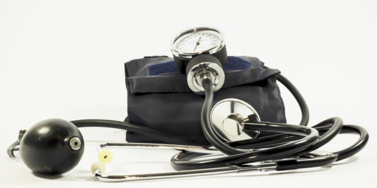 Nagle promjene vremena utiču na krvni pritisak – simptomi koje ne smijete ignorisati