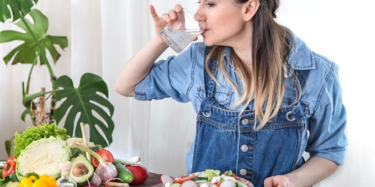 Top načini da prirodno potisnete apetit