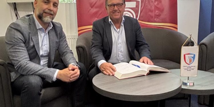 Povodom takmičenja Dance Arena: Nils-Hakan Carlzon upisao se u Borikov spomenar