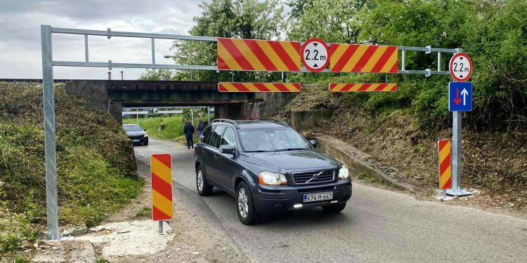 Vozila udarala u nadvožnjak: Kod GOB-a ostavljen sistem preventivne kontrole visine