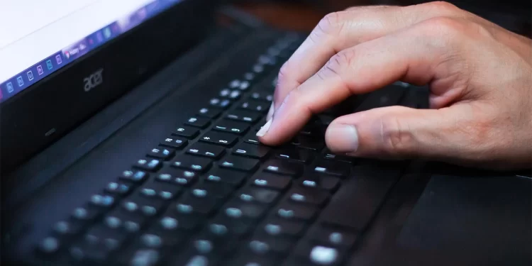 MUP Srpske upozorio na “ljubavne prevare” na internetu