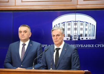 Karan i Minić sa delegacijom iz Sankt Peterburga