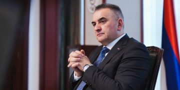 Minić o šaranju i prosipanju boje po radnjama u srpskom vlasništvu u Sarajevu: Pokušaj zastrašivanja i širenja mržnje