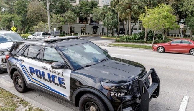 Napadač gađao policiju blizu kolone DŽej Di Vensa