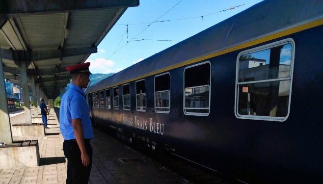Švajcarski turistički voz prošao kroz Srpsku (FOTO)