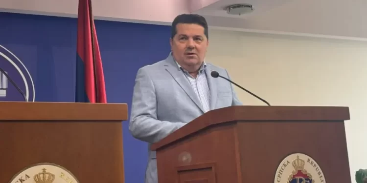 Stevandić: Unuk ustaškog pukovnika pokušava da drži moralnu lekciju unuku srpskog logoraša