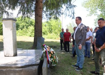 Selak prvi zvaničnik Republike Srpske u posjeti Bojištu: Ne zaboravljamo svoj narod u Federaciji BiH