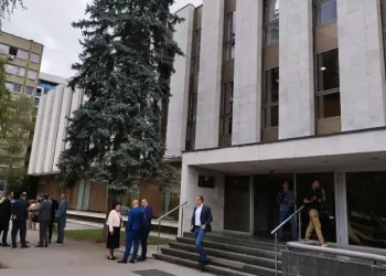 Poslanici NSRS sutra o deklaraciji o zatvaranju Kancelarije OHR-a
